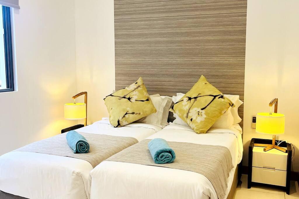 Latitude Luxury Seafront Suite Rivière Noire Zewnętrze zdjęcie