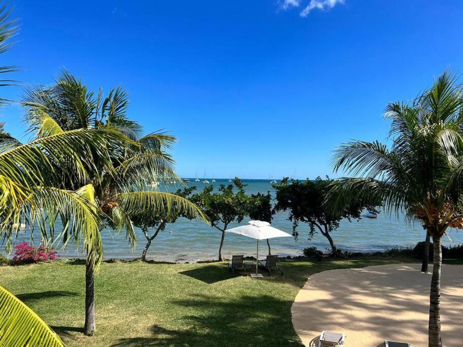 Latitude Luxury Seafront Suite Rivière Noire Zewnętrze zdjęcie